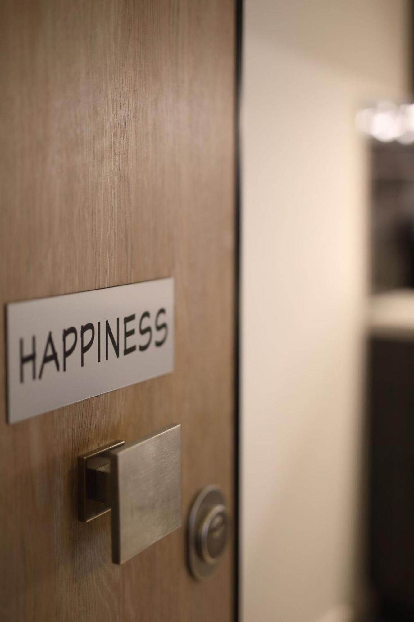 Happiness Luxury Central Apartment Athena Bagian luar foto